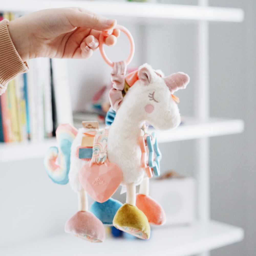 
            
                Load image into Gallery viewer, Itzy Friends Link &amp;amp; Love™ Activity Plush with Teether Toy: Unicorn
            
        