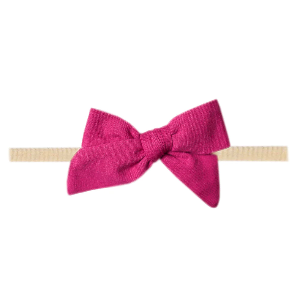
            
                Load image into Gallery viewer, Berry Classic Nylon Bow
            
        
